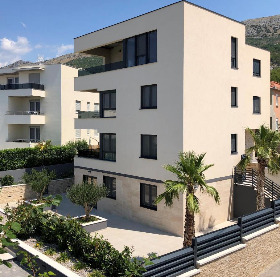 Apartments Villa 19 Подстрана Экстерьер фото